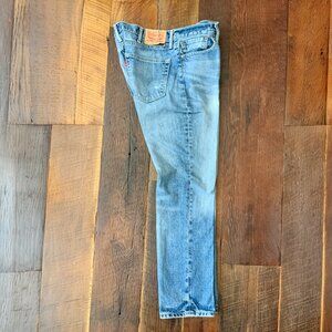 Men's Levi's Relaxed Fit Blue Jeans Size 38 x 32